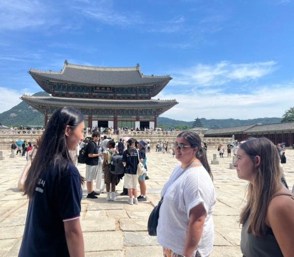 Gyeongbokgung Palace translation