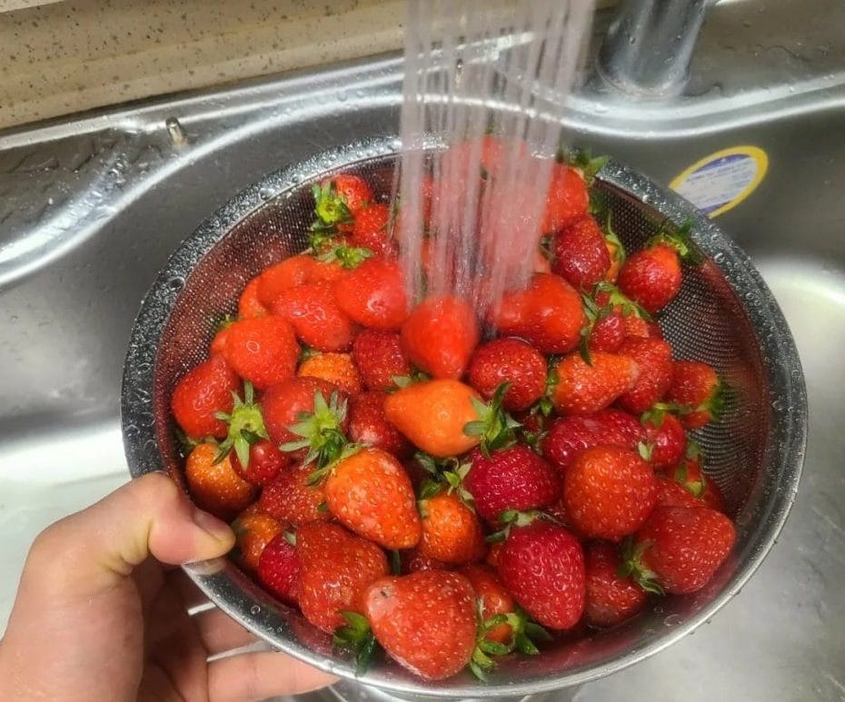 Strawberry wash