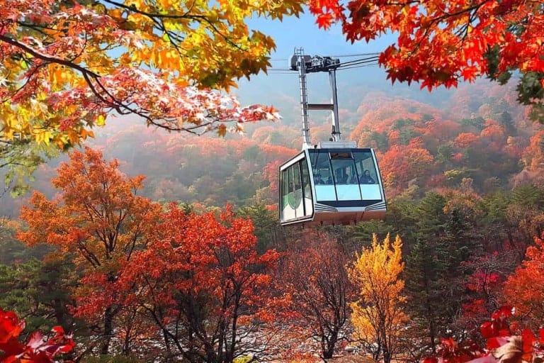 Seoraksan Gwongeumseong Cable Car